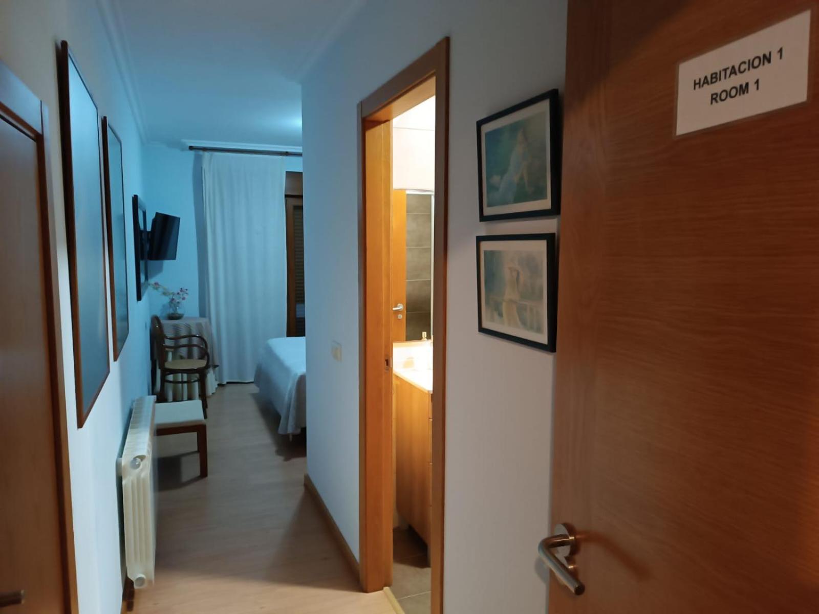 Rooms Peregrinos A Casa Alicia Rosal Exterior photo